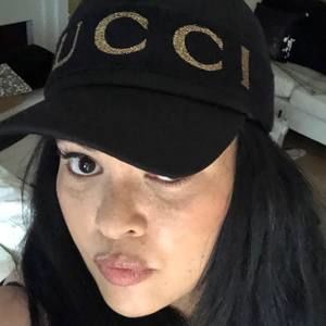 Meet your Posher, Corine